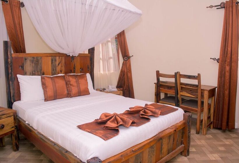هتل Lindrin Lodge