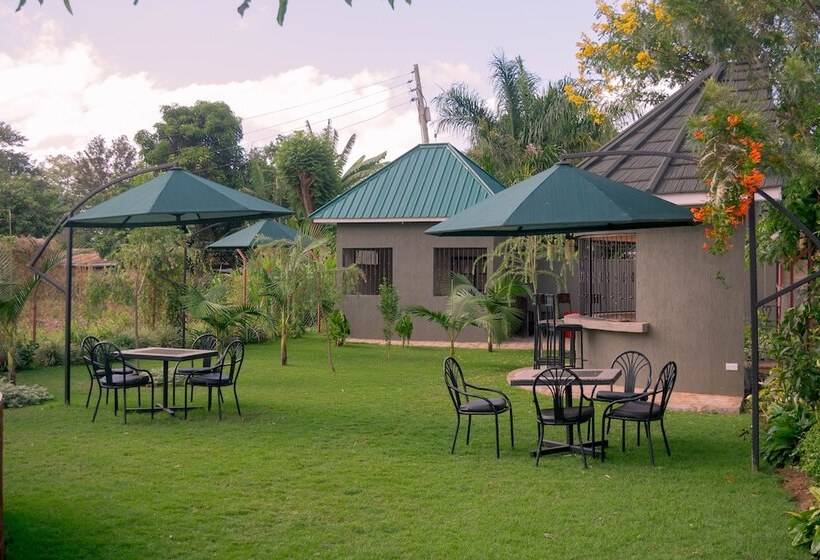 هتل Lindrin Lodge