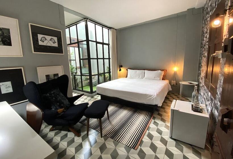هتل Phuket 346 Guest House