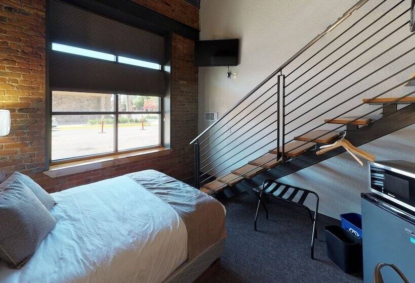 The Hotel Sturgis
