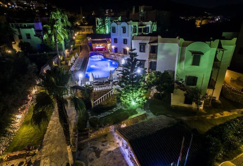 Mira Suites