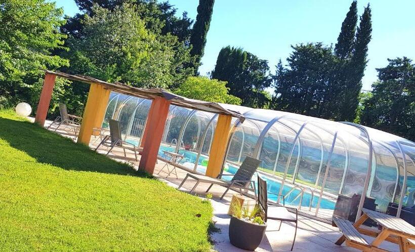 Rare   Escale Bicolore   Bas De Villa Privé Proche De Cassis   Piscine Chauffée Pendant L été