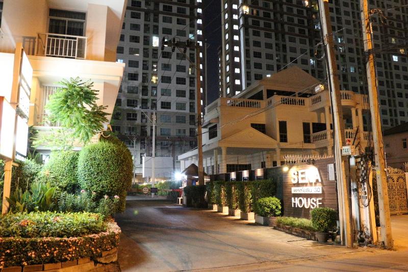 Sena House