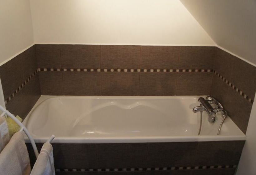 تختخواب و صبحانه Chambre D Hôtes L Imprevu