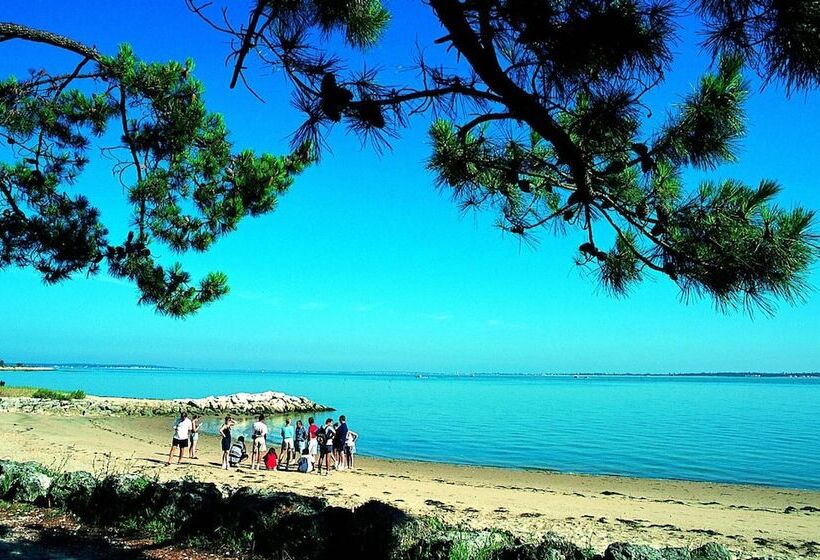 Отель Azureva Ronce Les Bains