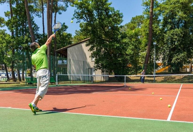 בית מלון כפרי Azureva Ronce Les Bains