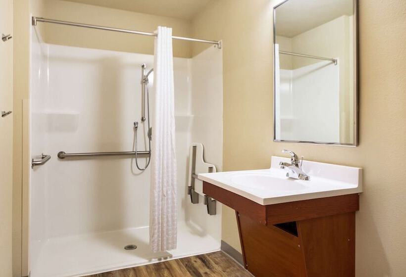 فندق Econo Lodge