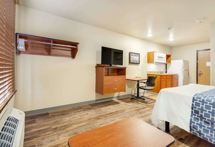 فندق Econo Lodge