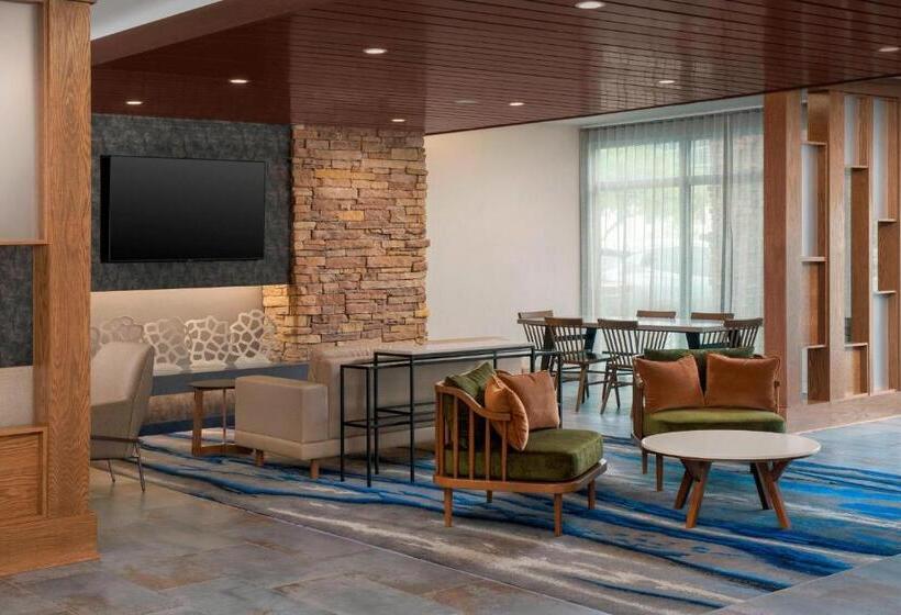 هتل Fairfield Inn & Suites By Marriott New Orleans Metairie