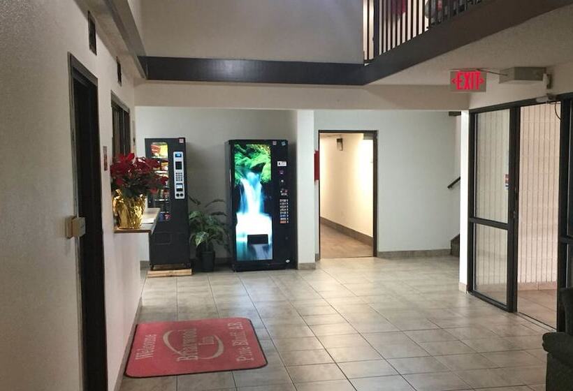 فندق Briarwood Inn