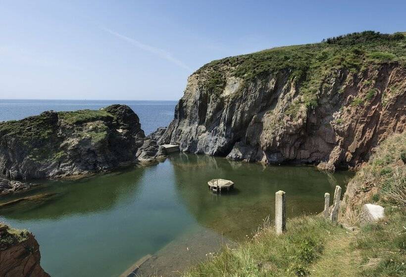 هتل Burgh Island