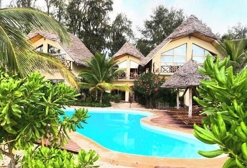 هتل Clove Island Villas & Spa