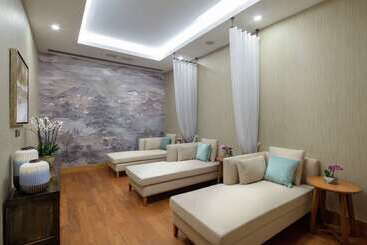 هتل Doubletree By Hilton Antalya City Centre