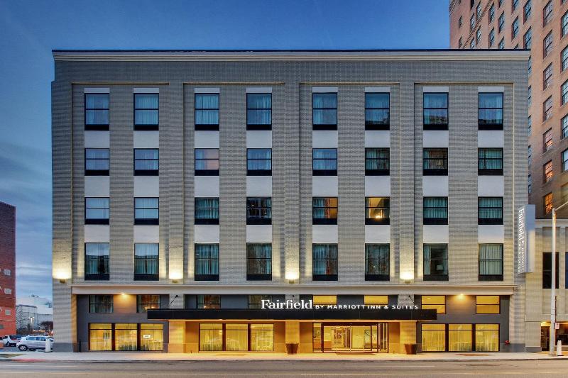 هتل Fairfield Inn & Suites By Marriott Birmingham Downtown