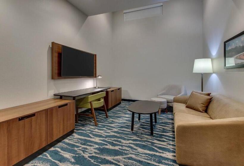 هتل Fairfield Inn & Suites By Marriott Birmingham Downtown
