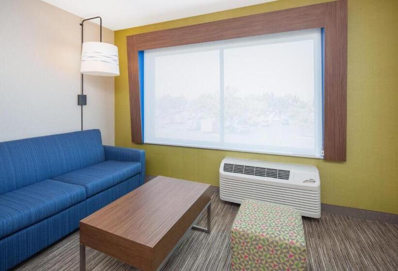 هتل Holiday Inn Express & Suites   Chico, An Ihg