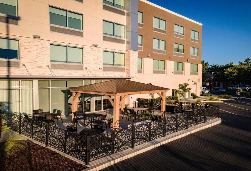 هتل Holiday Inn Express & Suites   Chico, An Ihg