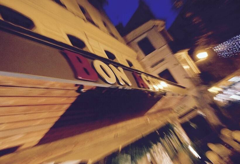 هتل Hôtel Au Bon Accueil