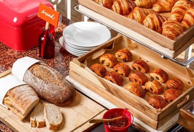 هتل Ibis Styles Puteaux Paris La Defense