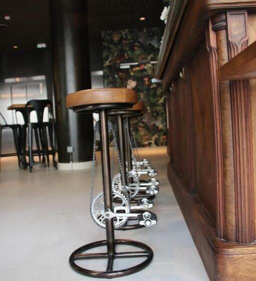 هتل Ibis Styles Puteaux Paris La Defense