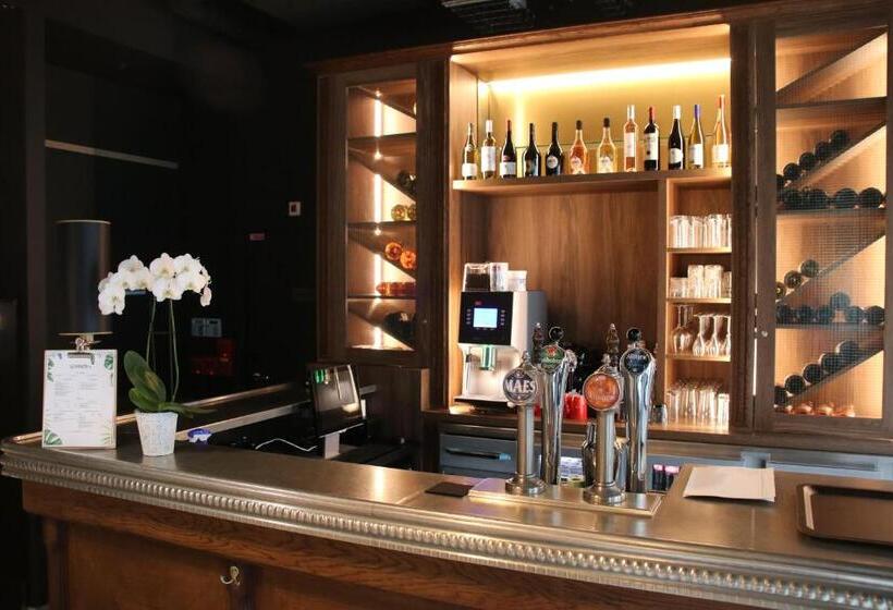 هتل Ibis Styles Puteaux Paris La Defense