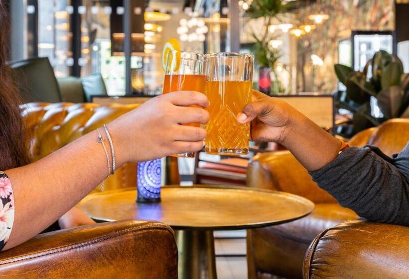 هتل Ibis Styles Puteaux Paris La Defense