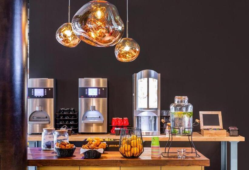 هتل Ibis Styles Puteaux Paris La Defense