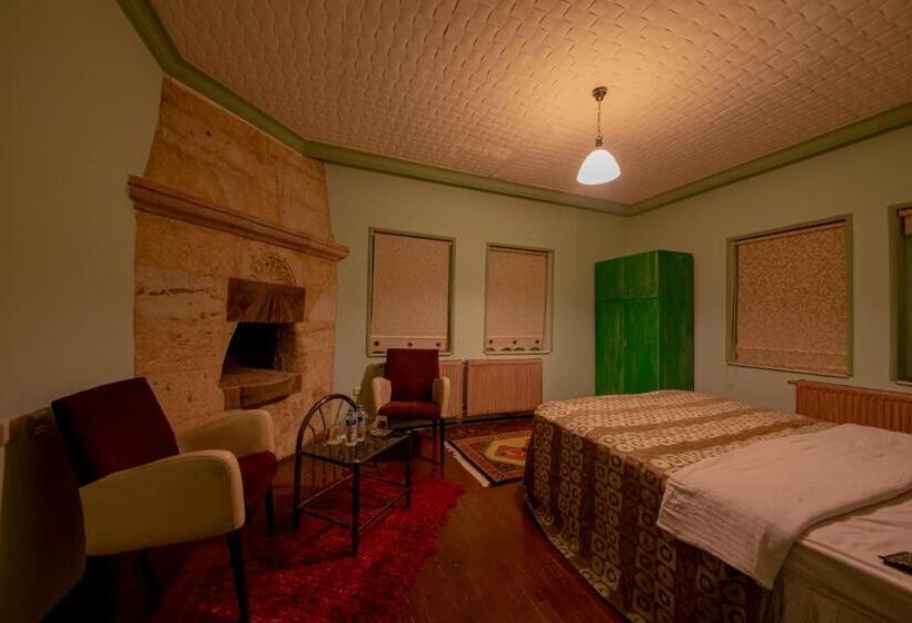 هتل Kemal Stone House