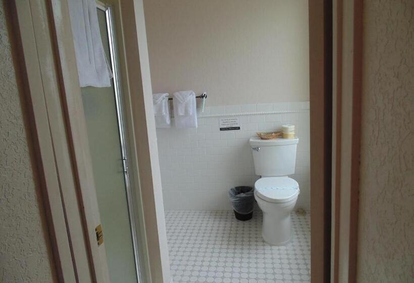 فندق Manresa Castle