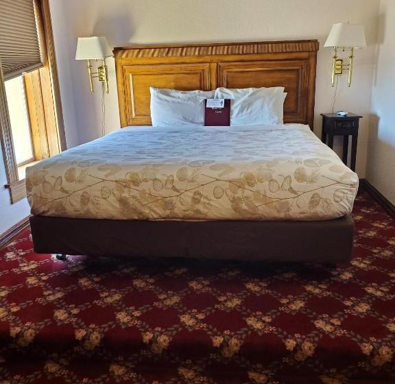 فندق Manresa Castle