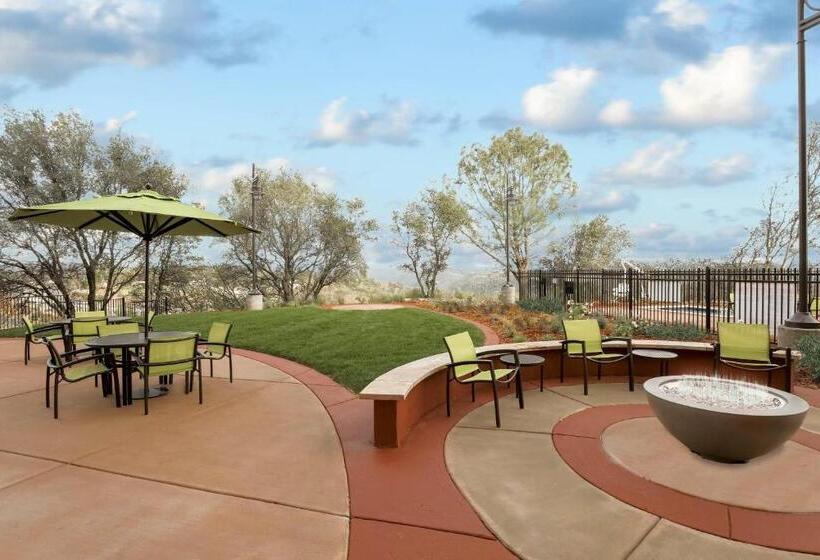 ホテル Springhill Suites By Marriott Auburn