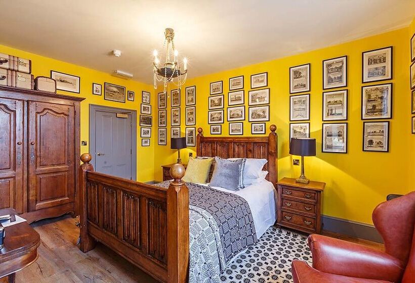 فندق The Dial House