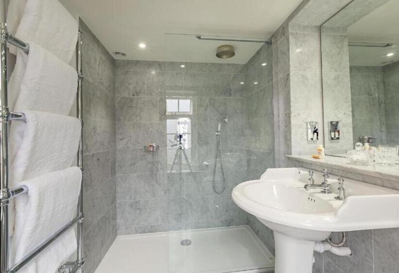 فندق The Dial House