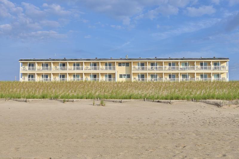 فندق على الطريق Drifting Sands Oceanfront