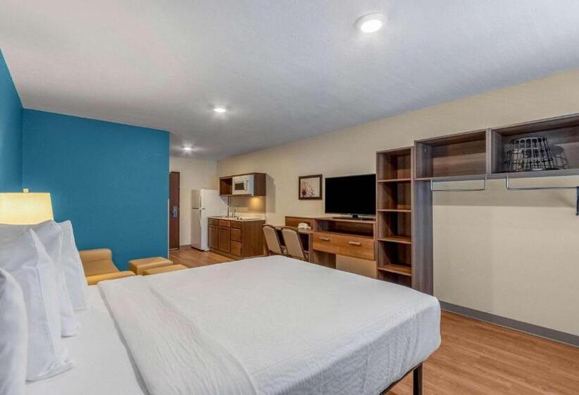 Woodspring Suites Miramar