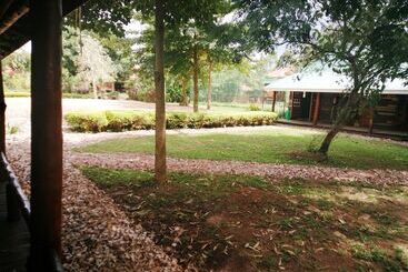 هاستل Murchison Backpackers