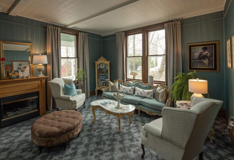 تختخواب و صبحانه Avery On Prospect Hill Guest House