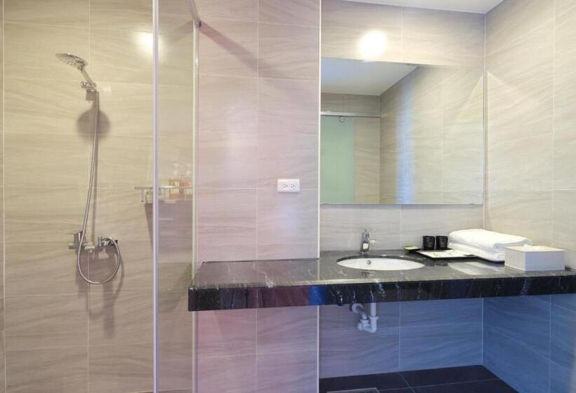 تختخواب و صبحانه Two Home Inn