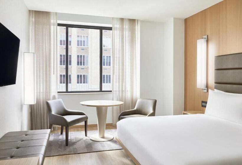 Ac Hotel By Marriott Houston Downtown