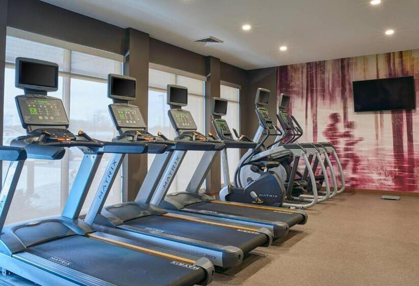 هتل Courtyard By Marriott Jackson
