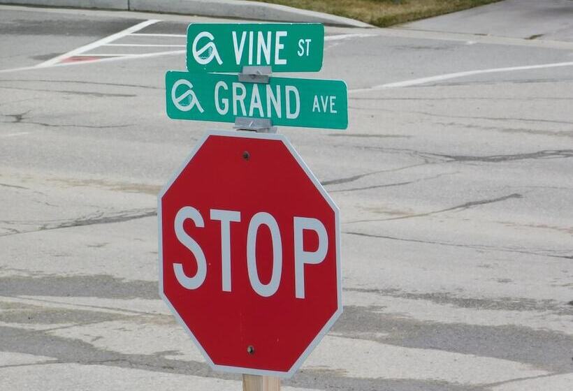 فندق Grand View Mountain Lodge