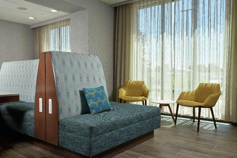 فندق Hampton Inn By Hilton Burley