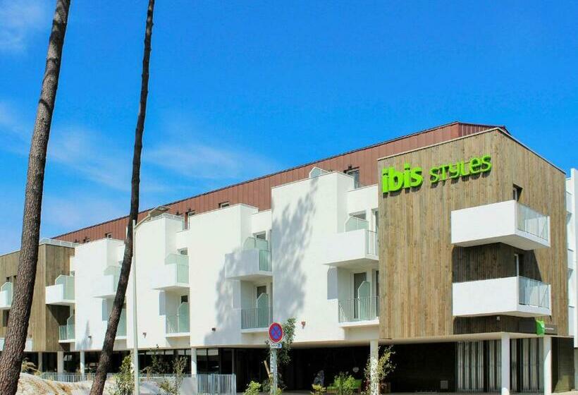 هتل Ibis Styles Arcachon Gujanmestras