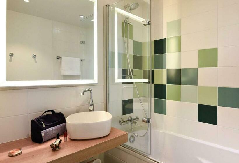 هتل Ibis Styles Arcachon Gujanmestras