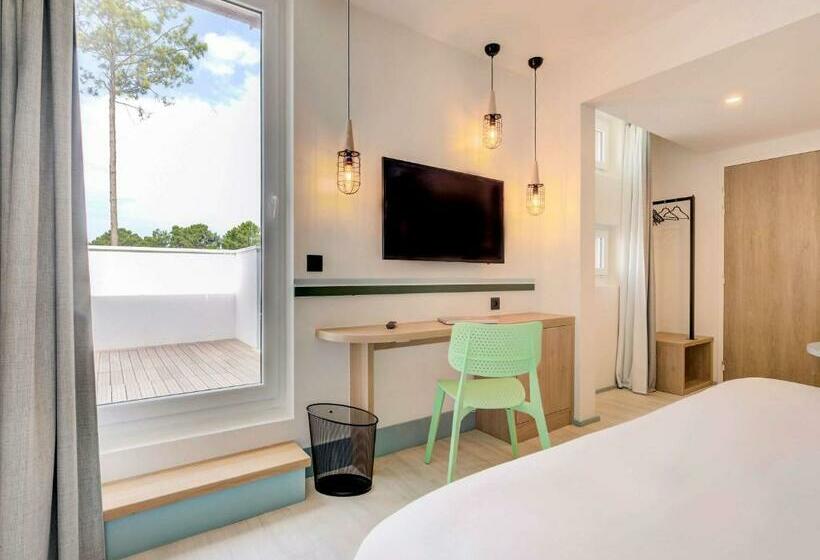 هتل Ibis Styles Arcachon Gujanmestras