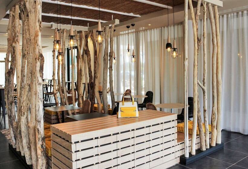هتل Ibis Styles Arcachon Gujanmestras