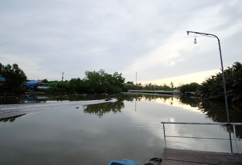 هتل Khumphyazaw Resort