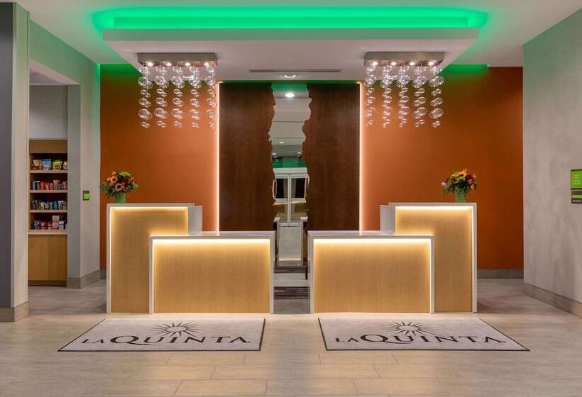 فندق La Quinta By Wyndham Altoona Des Moines