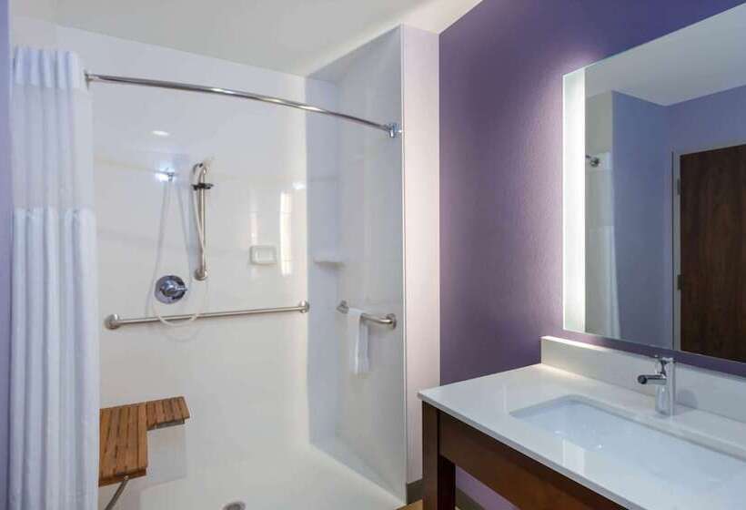 فندق La Quinta By Wyndham Altoona Des Moines