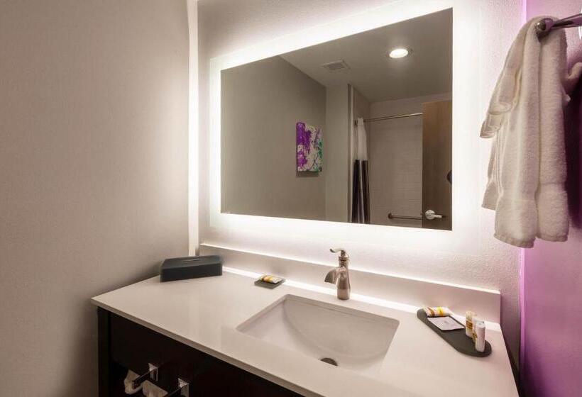 فندق La Quinta Inn & Suites By Wyndham Lafayette Oil Center